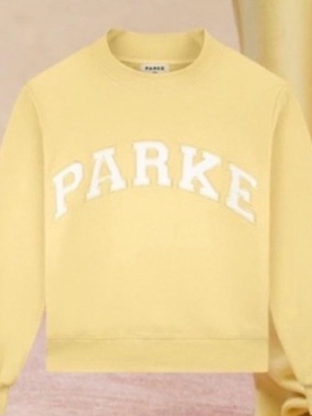 PARKE Peel w/ White lettering Sweatshirt Mockneck NWT Size S/M Yellow
